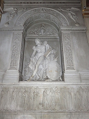 Zdjęcie przedstawia Kenotaf T.Tassa w kościele św. Onufrego w Rzymie autor fotografii Hubert Wejmann