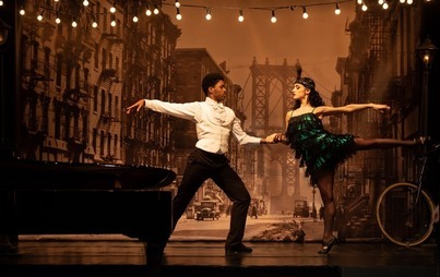 Zdjęcie do nieBŁĘKIETNA RAPSODIA